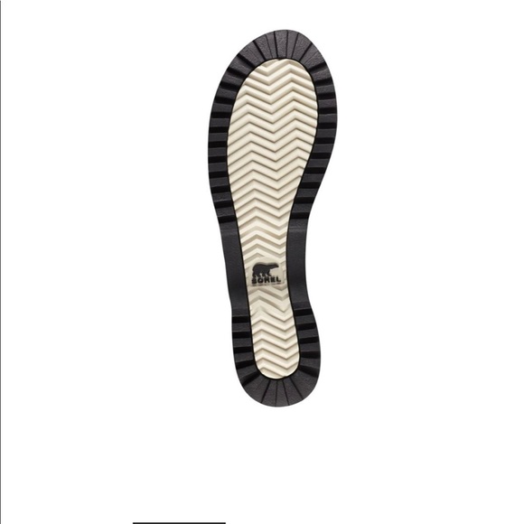 Sorel all weather boots - Picture 2 of 4